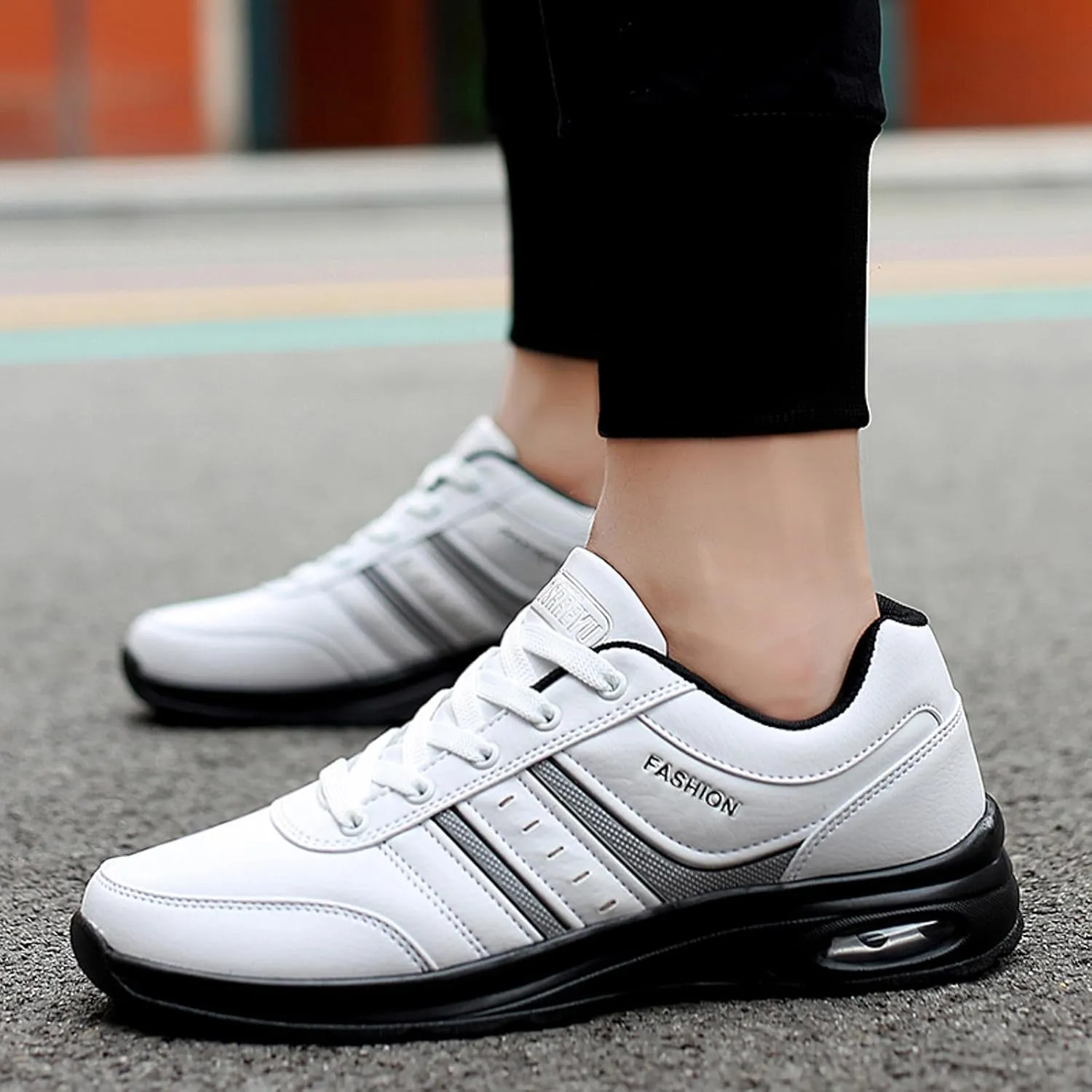 Fashion Sneakers Shoes Men Casual Simple Leather Night Reflective Travel Running Plus Size Sneakers Casual Shoes