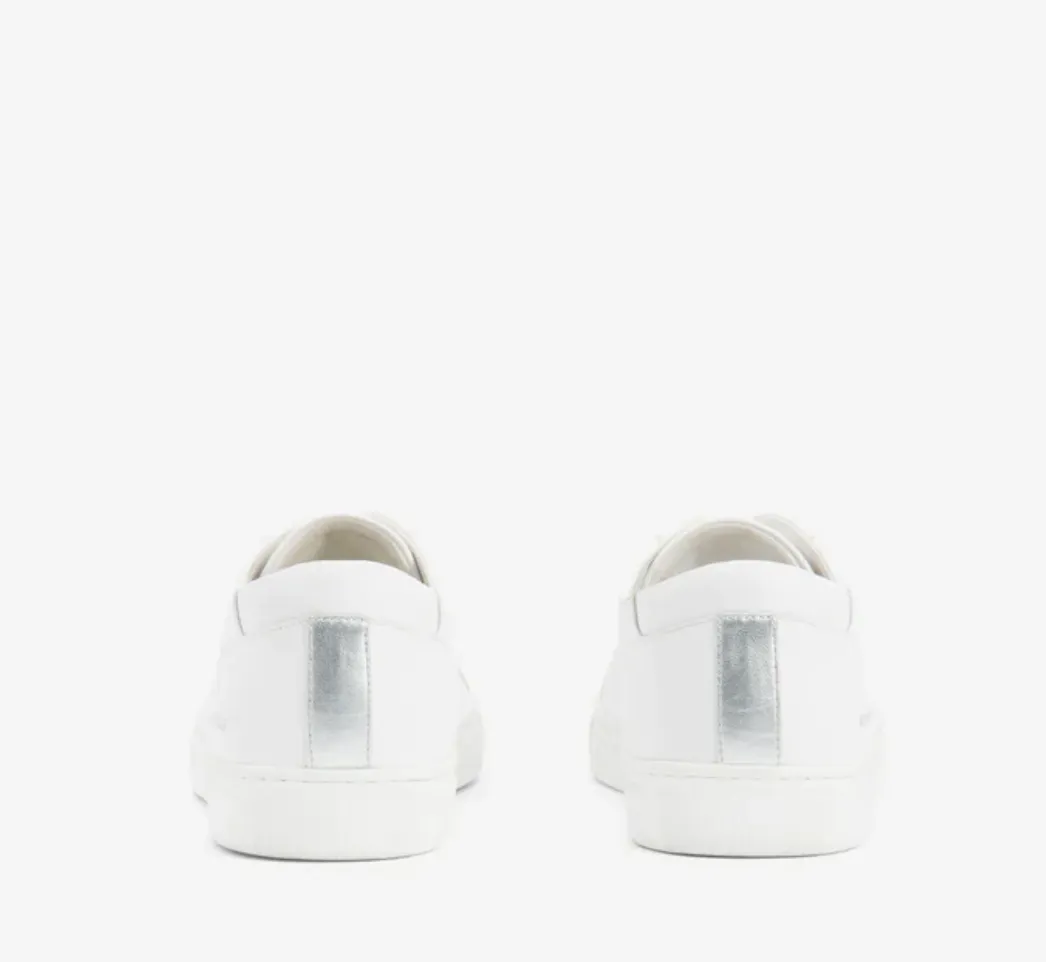 Men Kam Sneakers