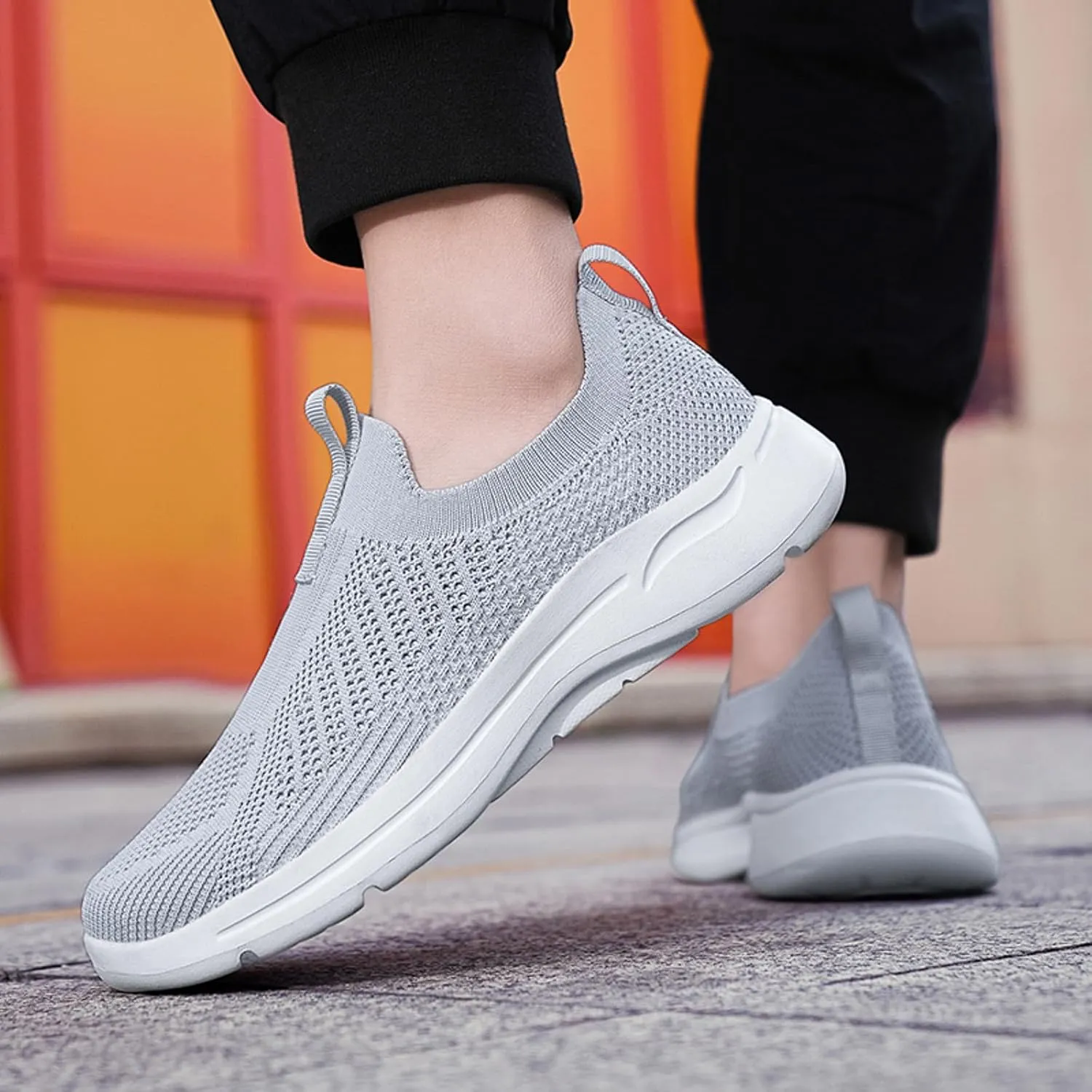 Men's Sports Shoes Versatile Elastic Knit Sneakers Breathable Slip On Sock Shoes Lightweight Workout Shoe