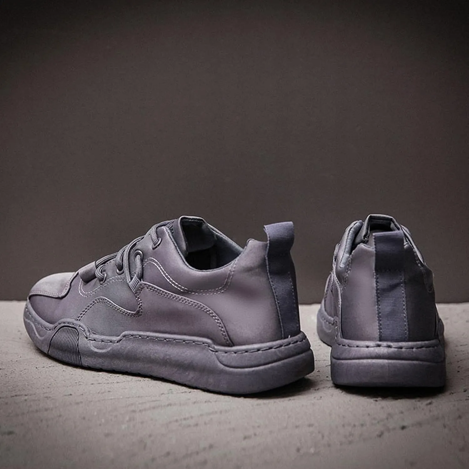 Slip on Shoes for Men Skate Shoes for Men Casual Hands Free Mens Running Sneakers Men's Casual Shoe Fashion Sneaker New