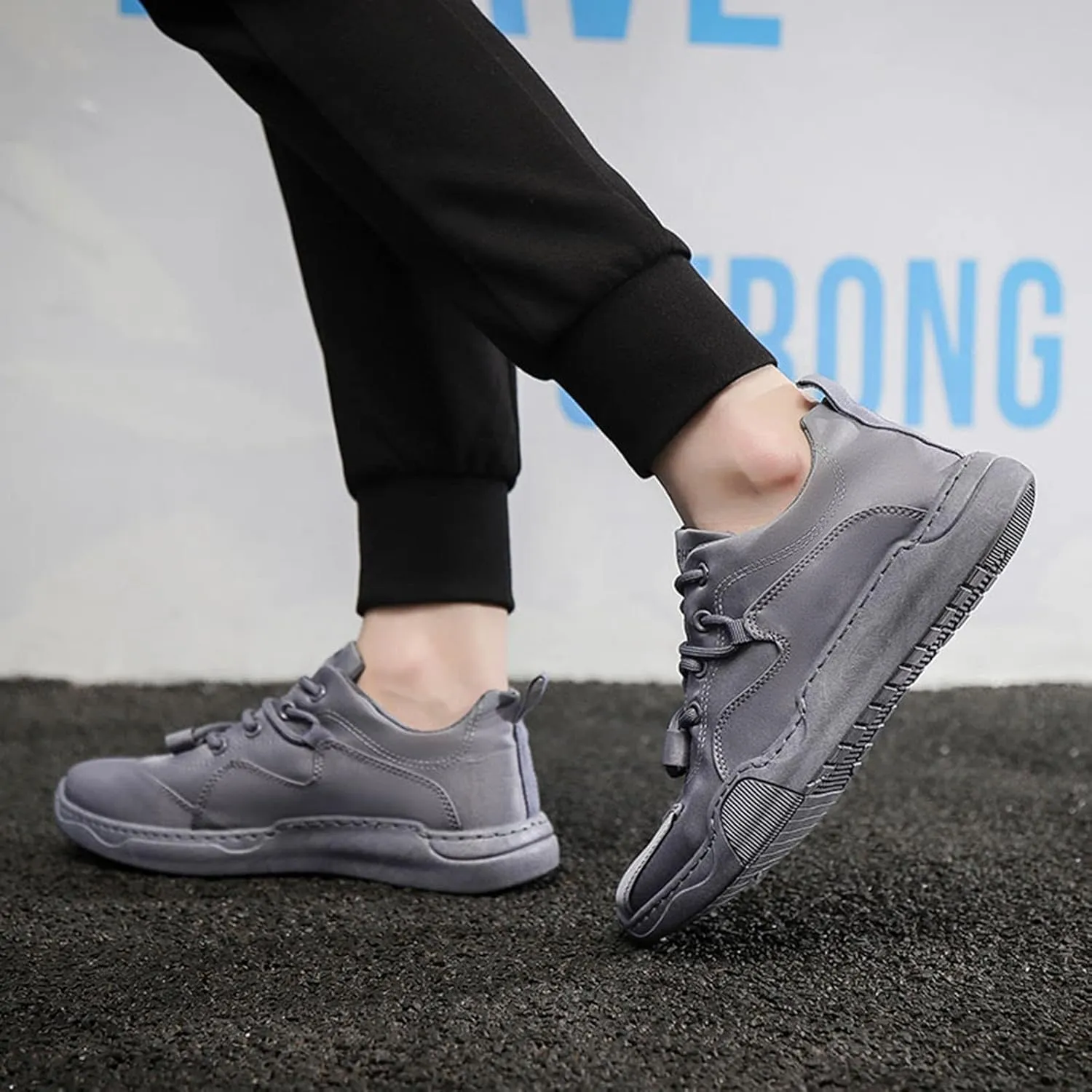 Slip on Shoes for Men Skate Shoes for Men Casual Hands Free Mens Running Sneakers Men's Casual Shoe Fashion Sneaker New