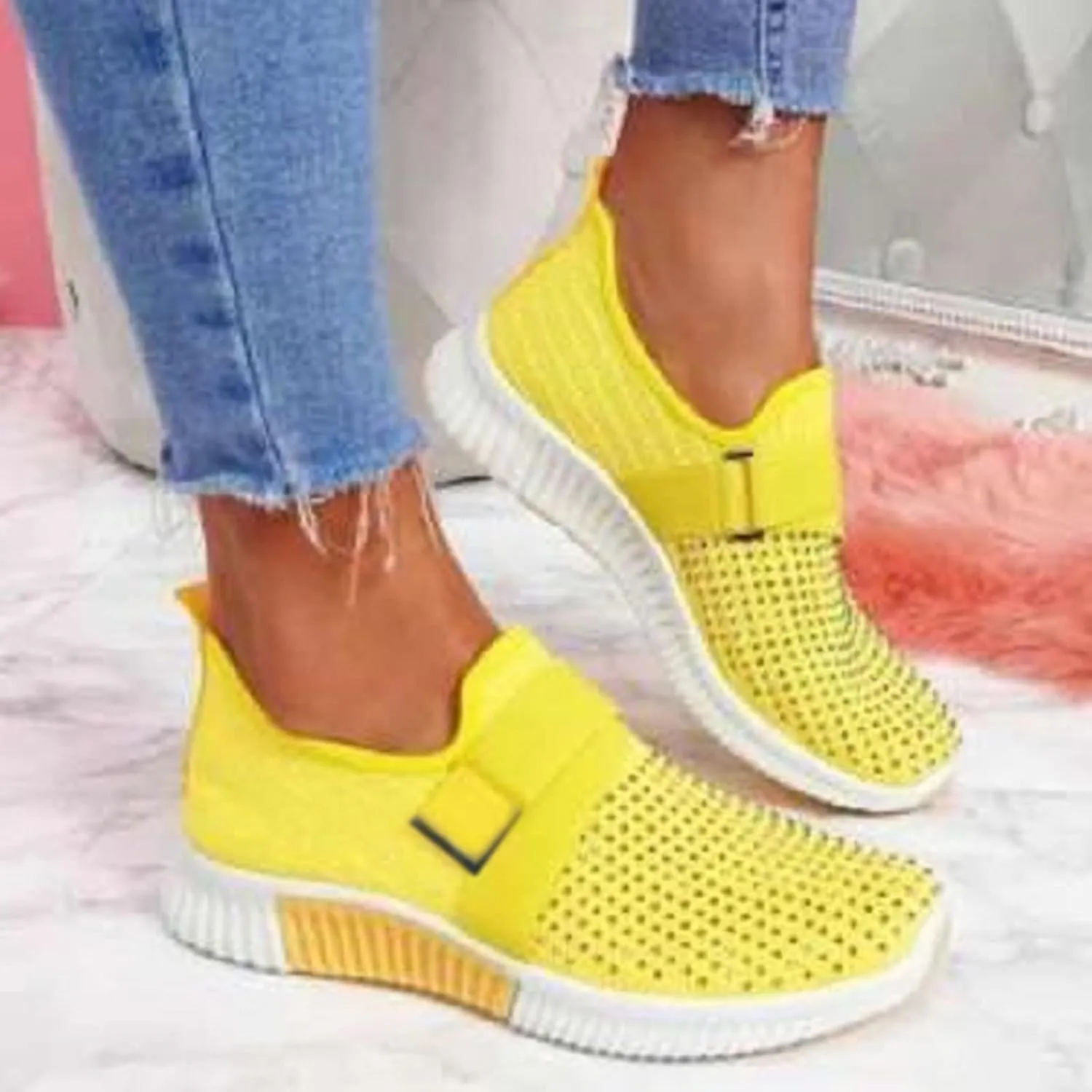 Womens Slip on Walking Shoes Comfort Lightweight Casual Tennis Running Mesh Shoes Gym Sport Arch Support Sneakers